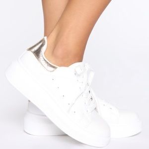 NWOT WHITE SHOES